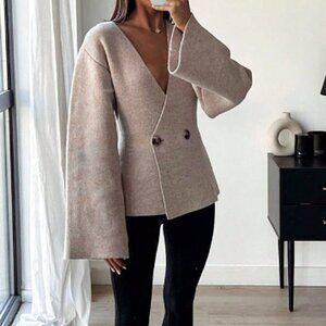 Apricot Casual Women's V-Neck Bell Sleeve Cardigan